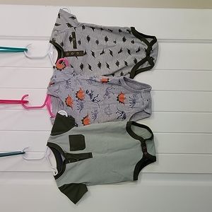 3 piece 3-6 month baby onesies